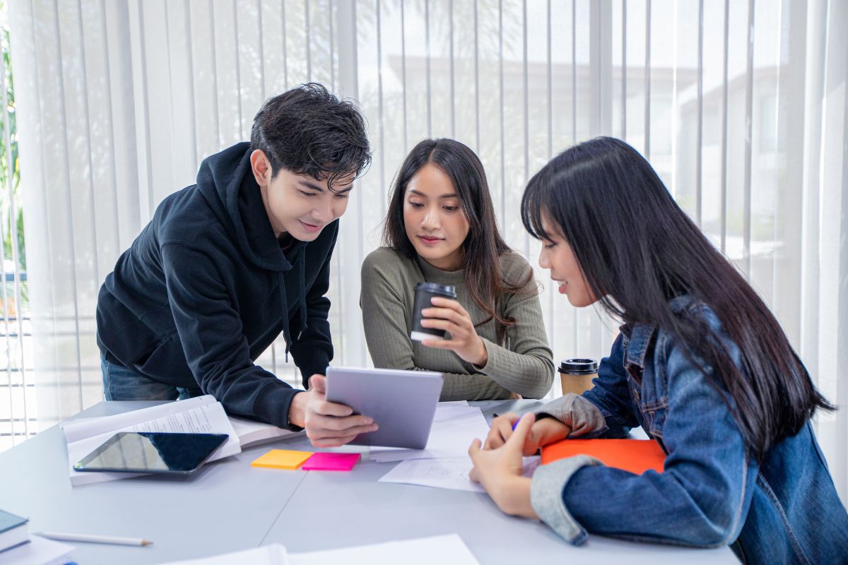 Cấu trúc đề thi JLPT N2 và cách tính điểm chi tiết