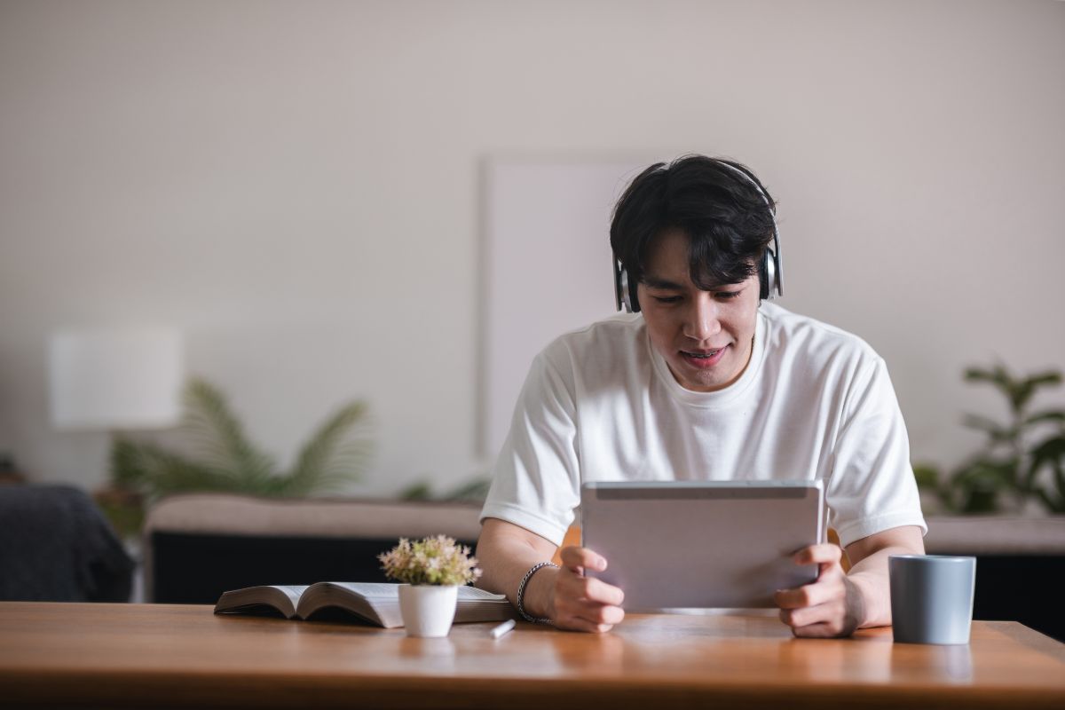 Học tiếng nhật online có hiệu quả không?