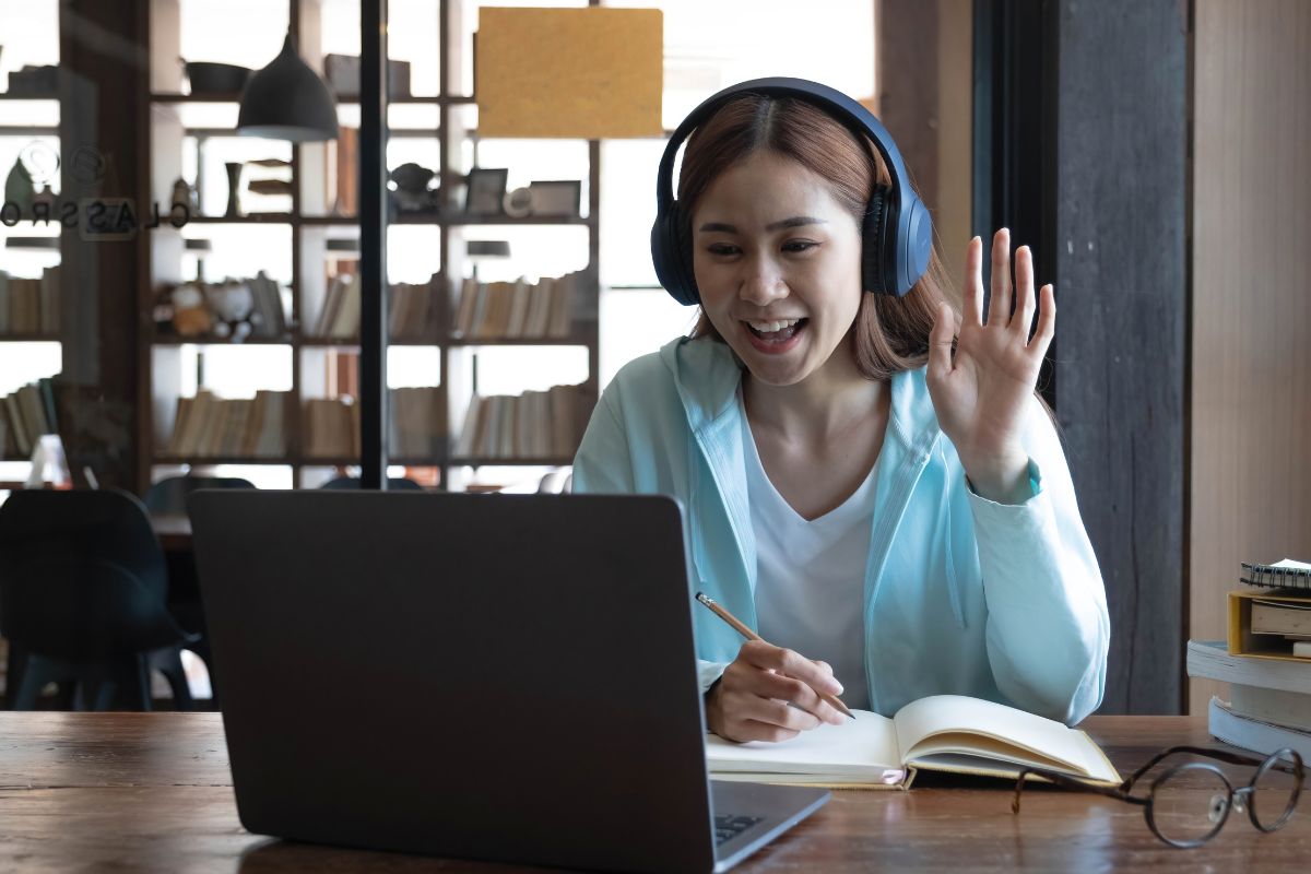 Lộ trình học tiếng nhật online hiệu quả cho người mới